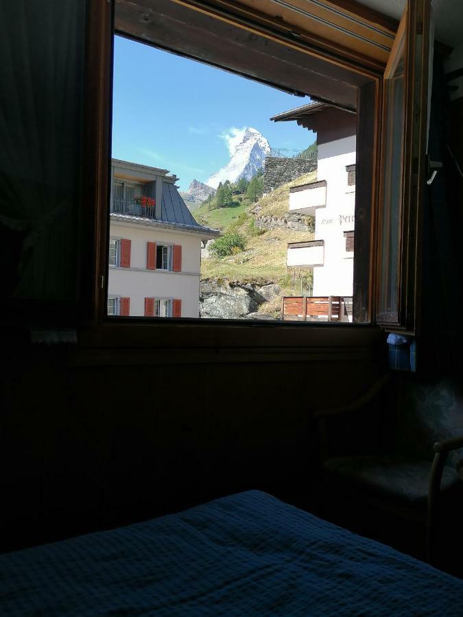 Petit Helvetia Budget Hotel Zermatt Eksteriør billede